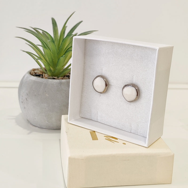 Stone White Platinum