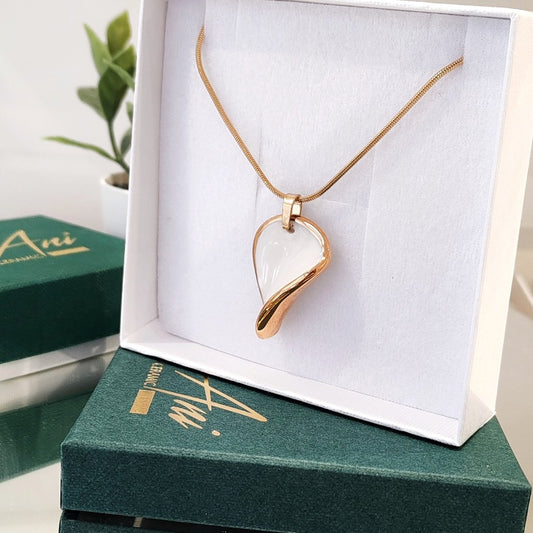 Necklace Drops White