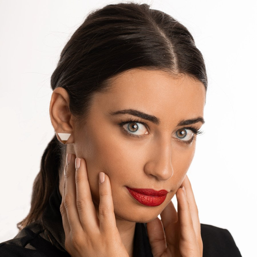 Srednji trokutasto plava