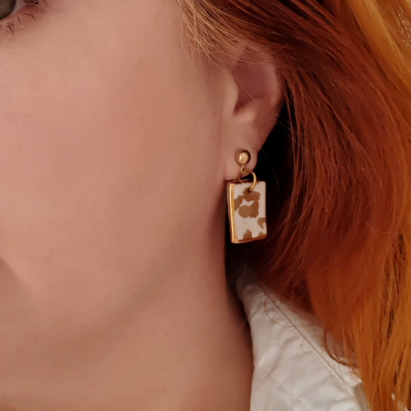 Geometrijska smeđa i nježno ružičasta