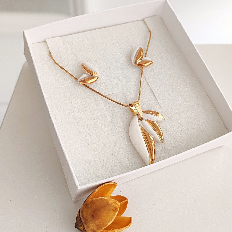 Set od 3 bijela lista