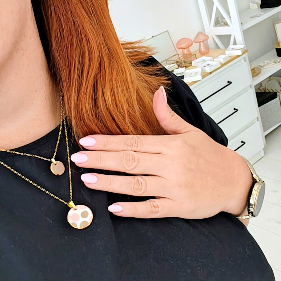 Dvostruka ogrlica Kakao i nježna ruža