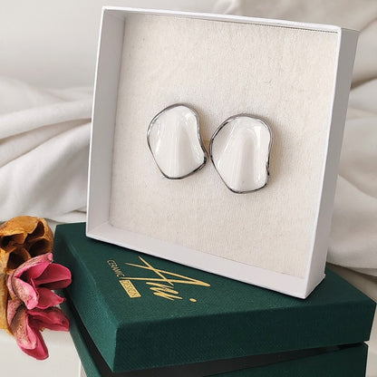 Petals White Platinum