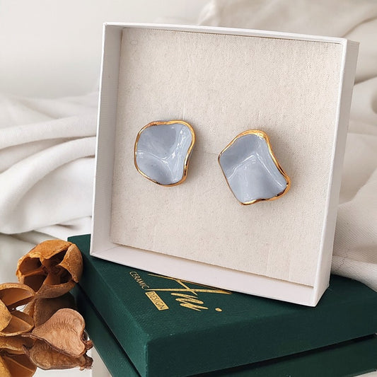 Latice svijetloplave