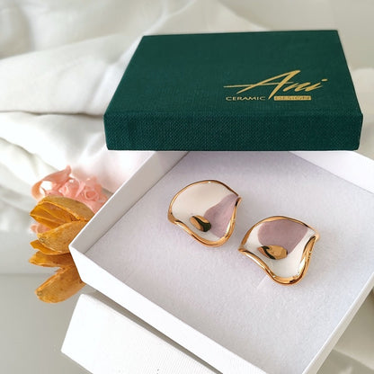 Petals White & Dark Beige