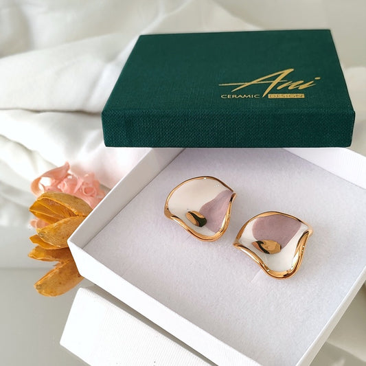 Petals White & Dark Beige