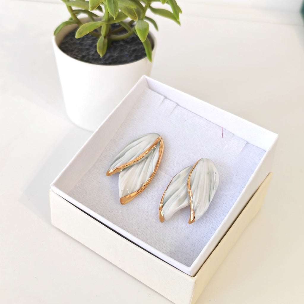 2 Leaf New Soft Green