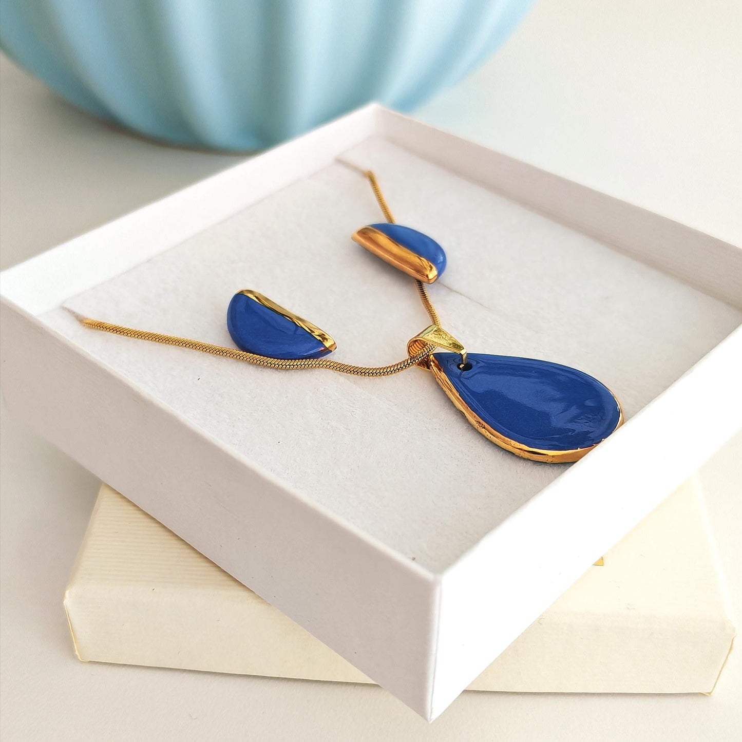 Set Blue Drop & Half Circle