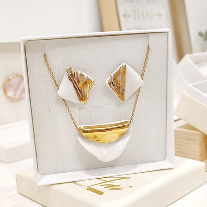 Set Elegant White Square