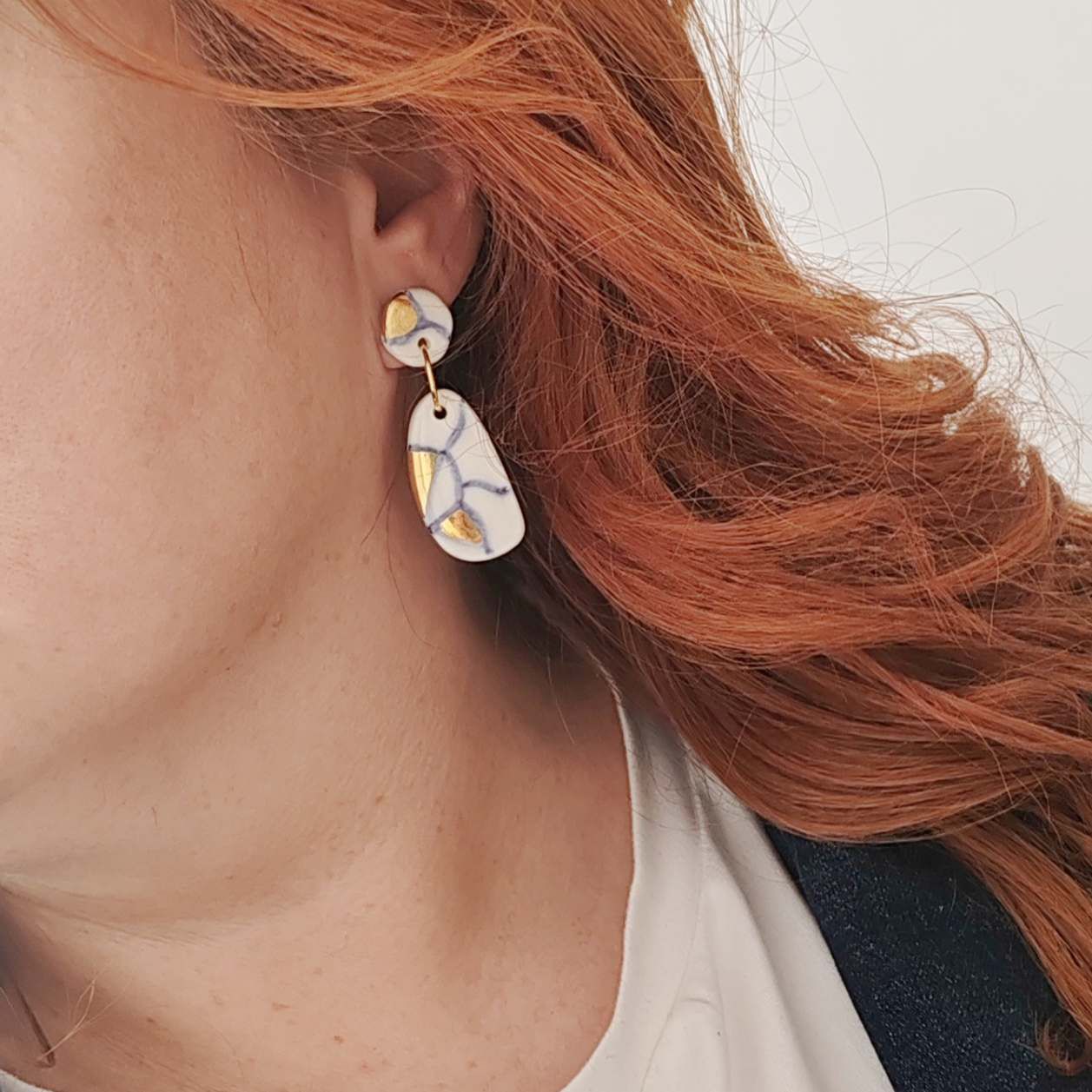 Dupli kamen plavo-bijelo