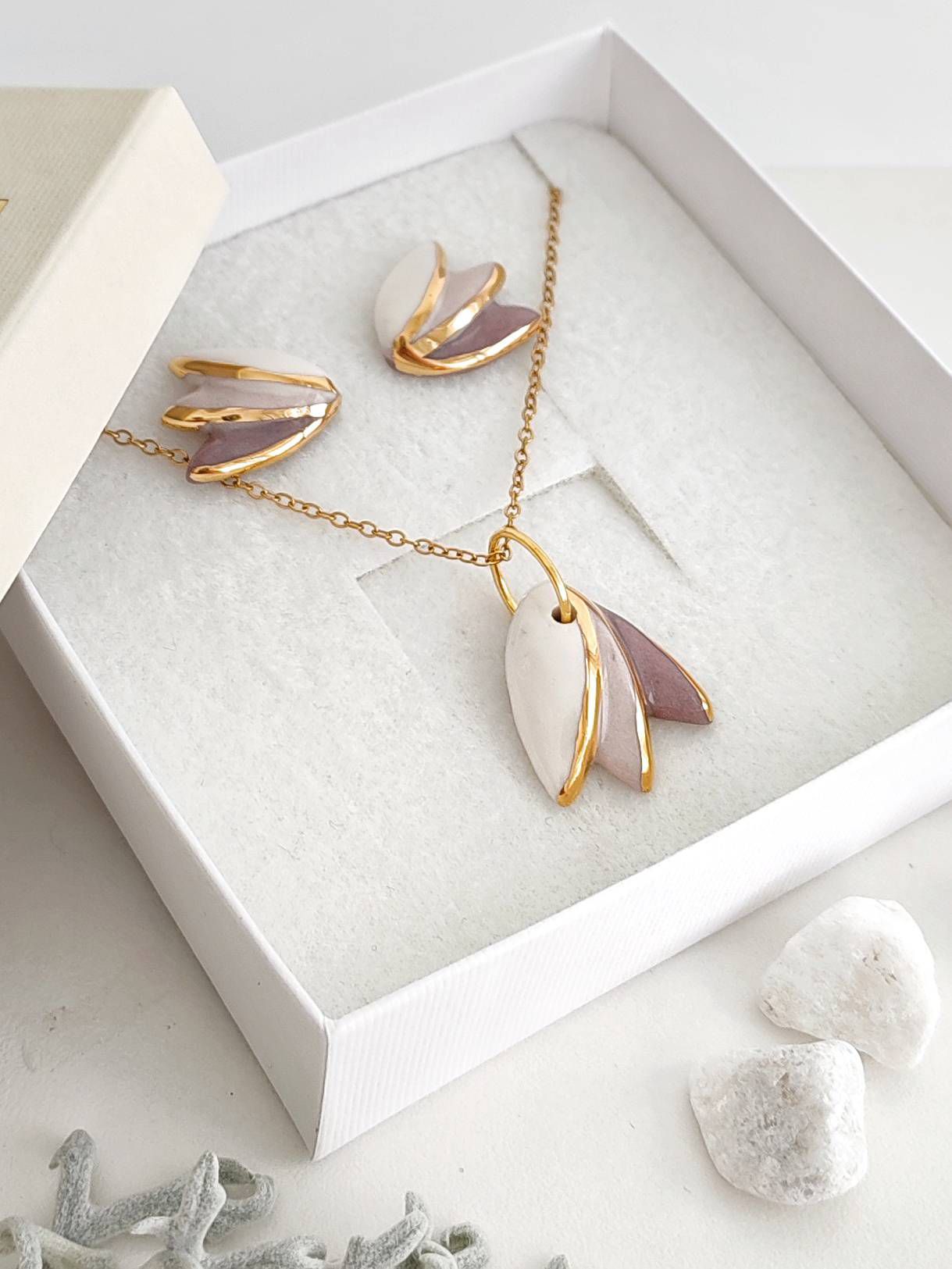 Set Flower Tricolore Beige